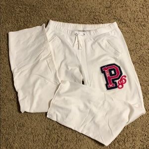 VS Pink boyfriend pant w/varsity P 86